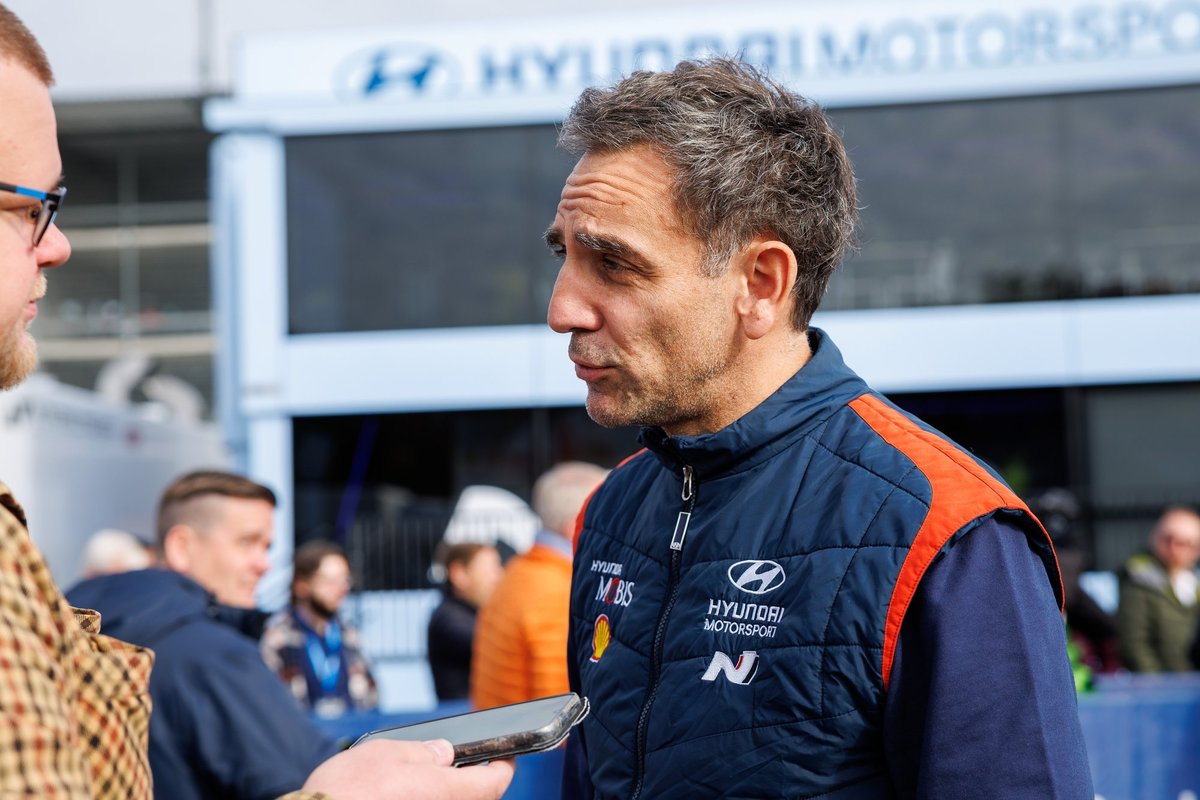 Abiteboul Hyundai tiimi 2026. aasta sõitjate valikust: noore piloodi palkamine polnud variant