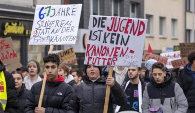 „Selle riigi eest ma surra ei taha!“ Saksa noored avaldasid üle riigi meelt uue vabatahtliku sõjaväeteenistuse vastu