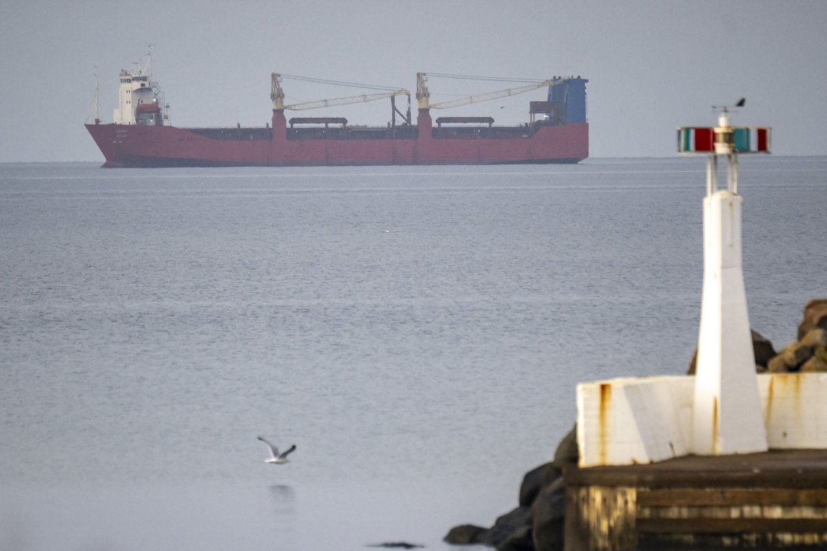 Rootsi ametnikud kontrollivad Vene kaubalaeva, mida lääs on varem süüdistanud relvakaubanduses