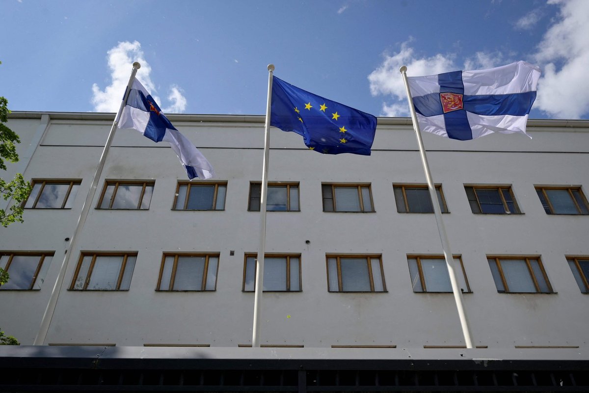 Soome sai Venemaalt kingiks propagandaraamatu russofoobiast koos noodiga