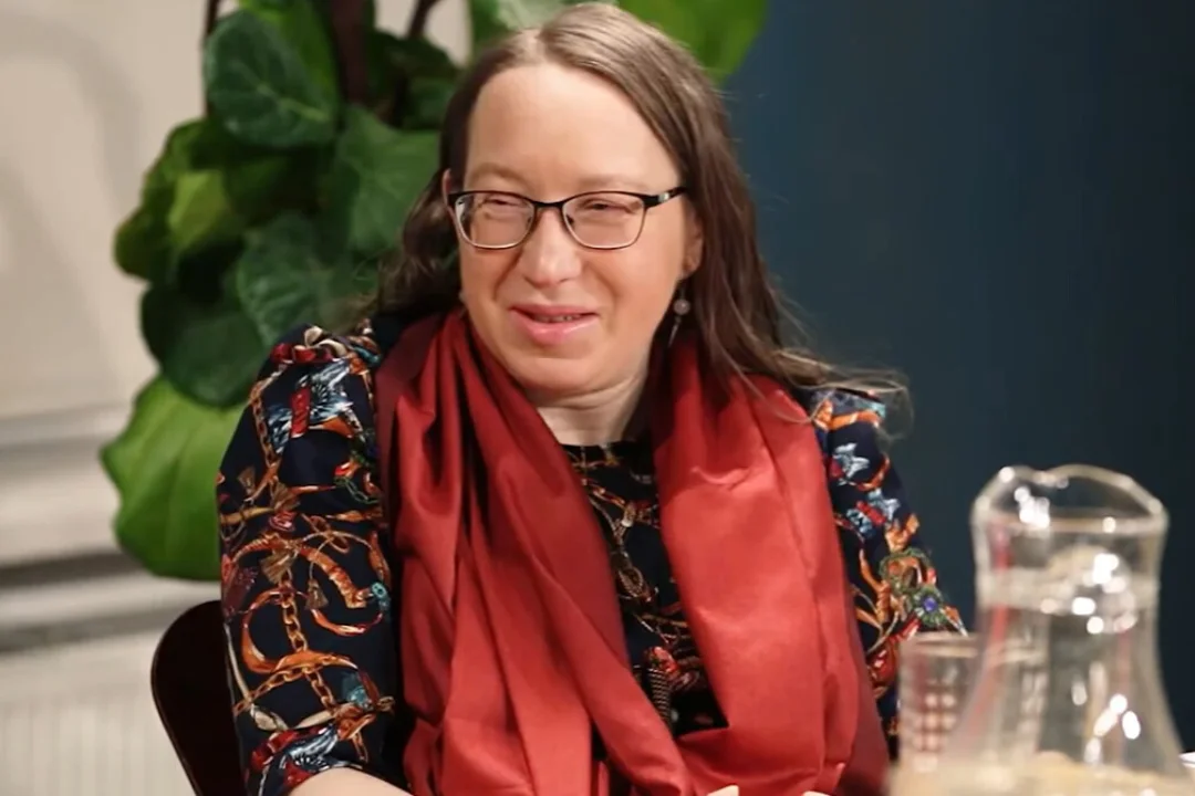 Suri luuletaja Airis Erme