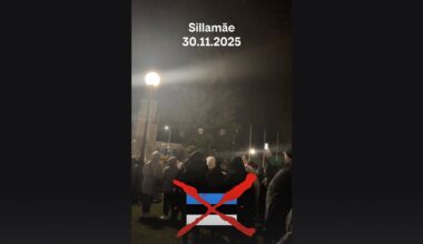 VIDEO | Sillamäel süttisid jõulukuuse tuled vene keele saatel