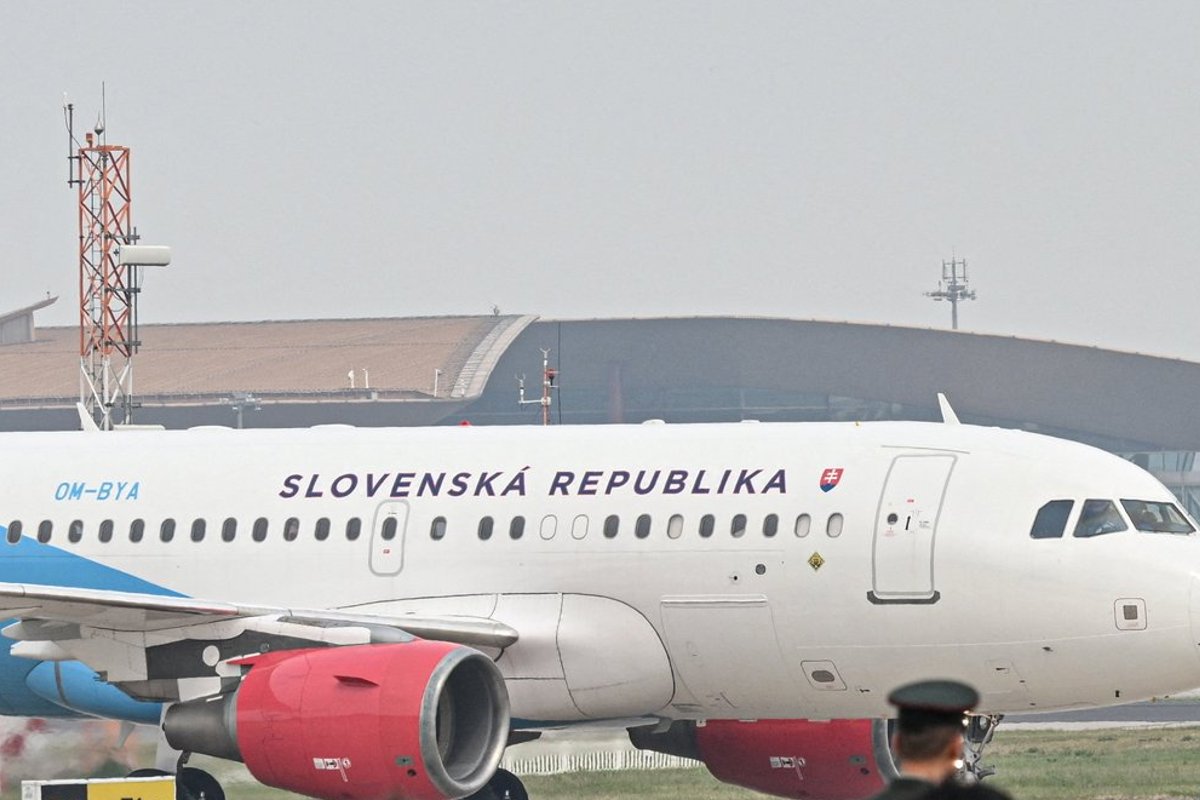 Slovakkia peaminister Fico kurtis, et tema lennuk sõideti Brüsseli lennuväljal lennukõlbmatuks