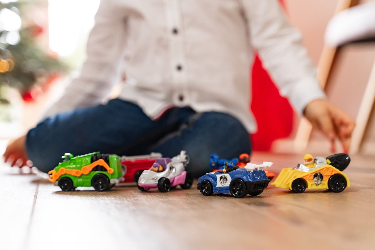 Karm reaalsus Eesti kodudes. Vanem keeldus jõulude eel last teisele lapsevanemale üle andmast