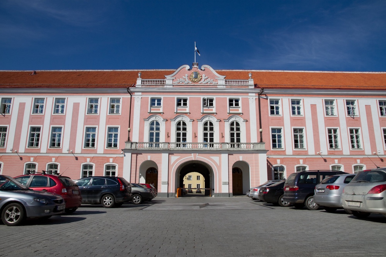 Tallinna võimuliit keskendub majanduskasvule ja perede toimetulekule