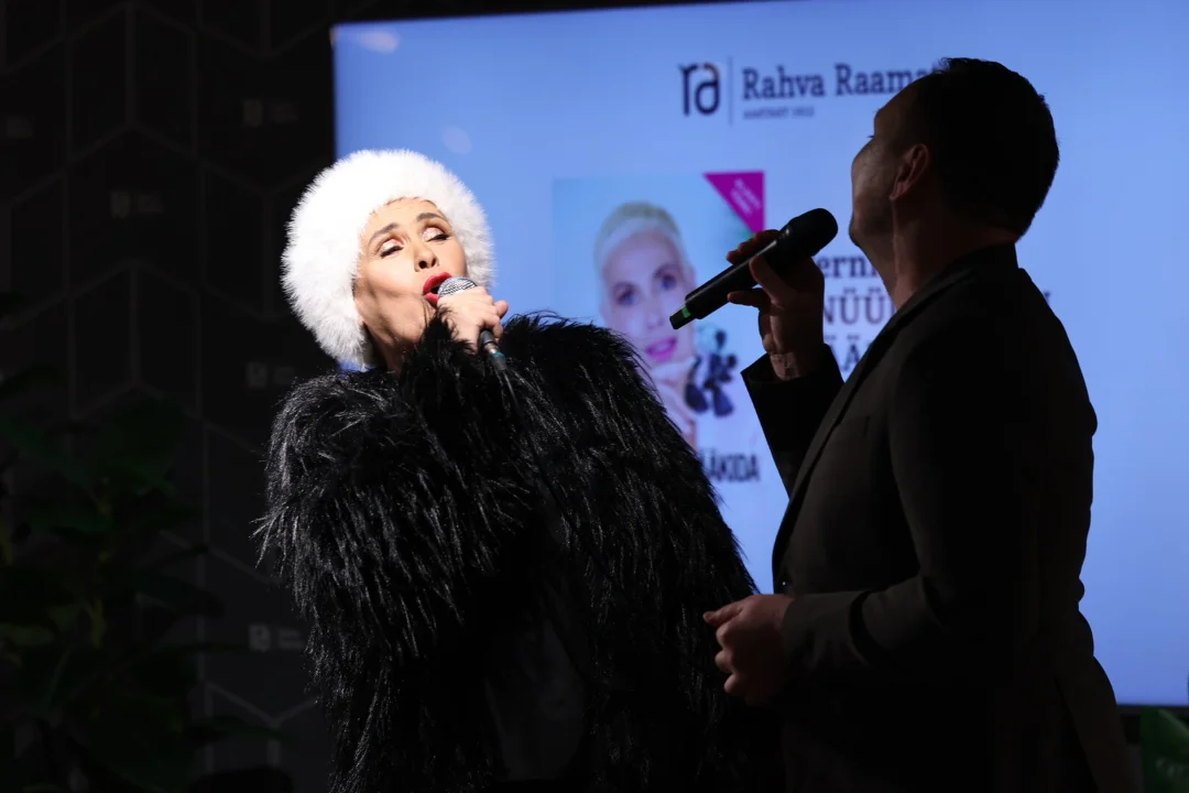 Vaata, kes saabuvad Diana Klas-Möldri skandaalse elulooraamatu esitlusele