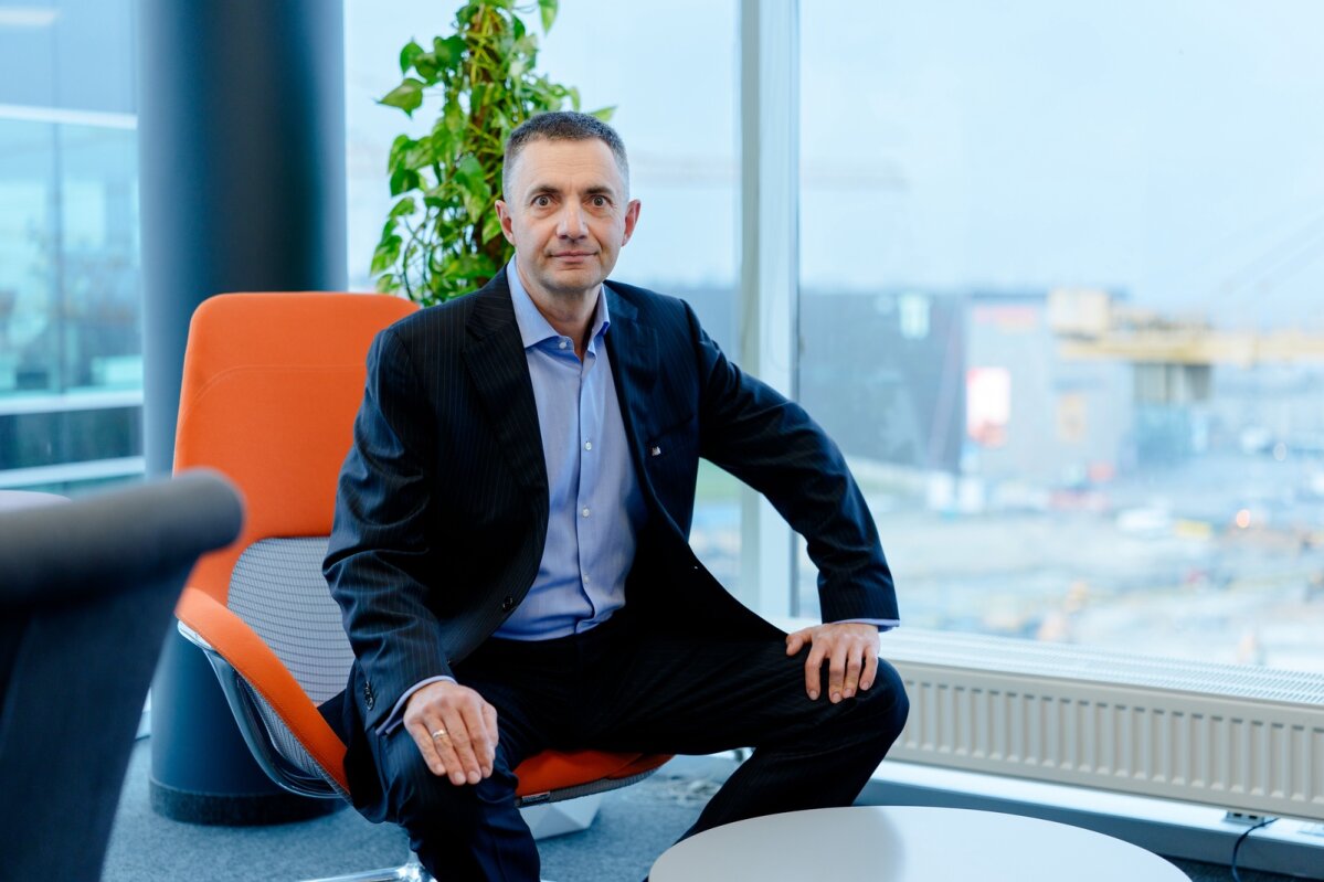 novembris kaotas töö enam kui 400 inimest