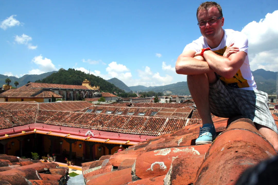 ÕL RAADIO „JÄRGMINE PEATUS“ | „1500 euro eest saaks tõesti uue diivani... aga mina eelistan selle raha reisimisele kulutada.“