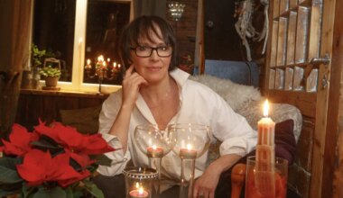 Need jõulud on Siiri Sisaski jaoks erilised – esimesed koos augustis sündinud lapselapsega! „Mul on pojatütrega tohutult lõbus koos olla.“