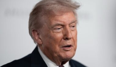 Trump ähvardas kehtestada tollid Kanada lennukitele ja Kuubale naftat müüvatele riikidele