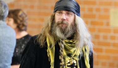 TEENETEMÄRK 2026 | Kirjanik Aapo Ilves: edaspidi saan ringi käia, uhke märk rinnas