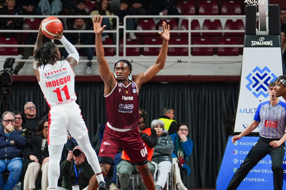 Meistrite liiga mäng lõppes juba avaveerandil, sest Itaalia klubil jäi väljakule vaid üks korvpallur