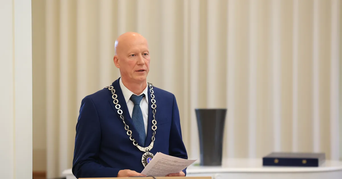 Linn taastas nõukogude liikmete tasud