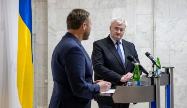 Tsahkna kinnitas oma Ukraina kolleegile taas Eesti täielikku toetust