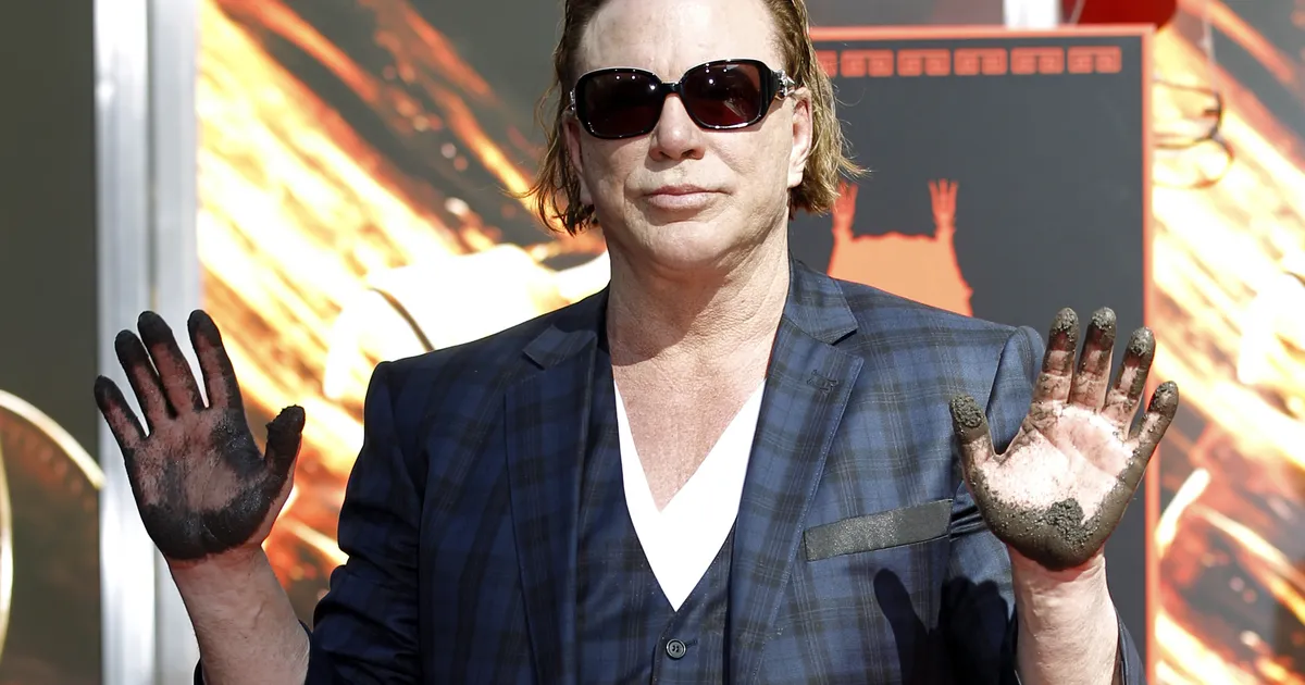 Kodutuks jäänud Mickey Rourke’i mänedžer avab suu: ta kodus oli must hallitus ja puudus jooksev vesi - Postimees