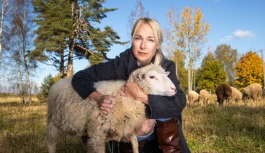 VIDEO ⟩ «Ma ei olnud kindel, kas ta püsima jääb…» Lenna Kuurmaa pere sai lisa