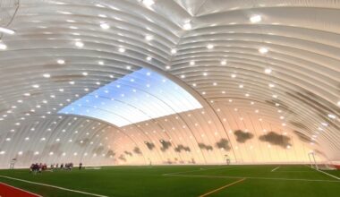 EJL palub Narva linnapealt Transile luba hallis treenimiseks