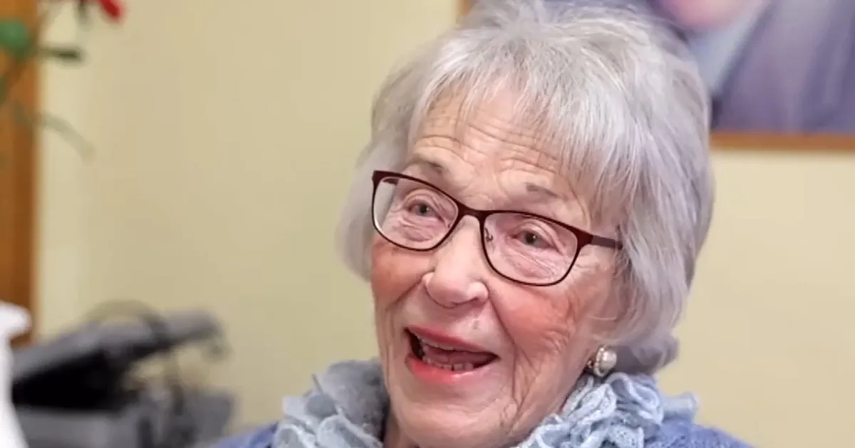 96-aastane soomlane Maire Heiermann on töötanud juuksurina üle 70 aasta ega plaani veel pensionile jääda