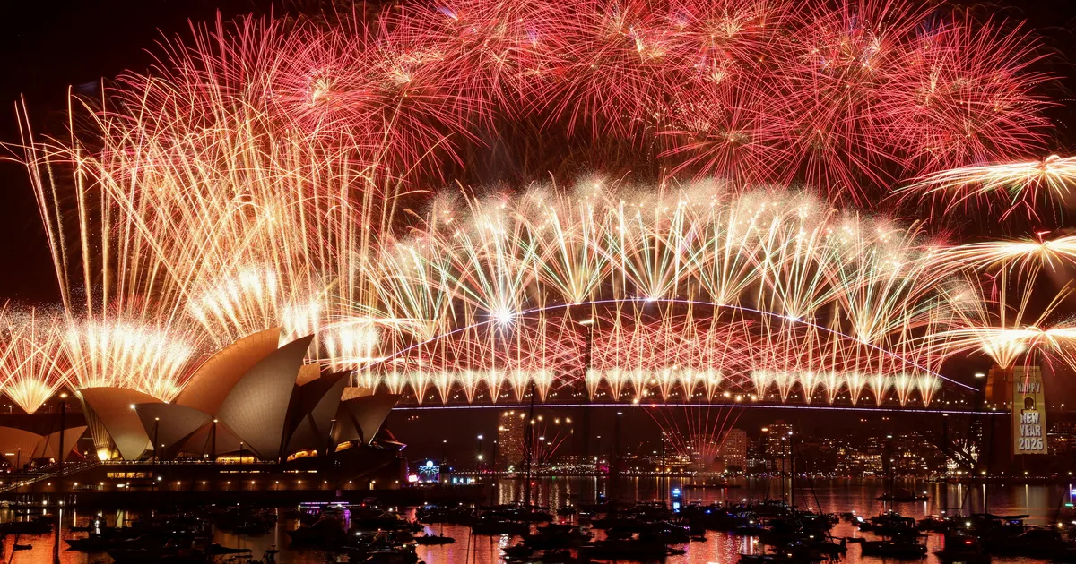 FOTOD ⟩ Mitmel pool maailmas on uus aasta juba käes - Postimees