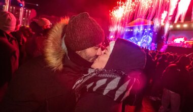 MEELEOLUKAS GALERII ⟩ Tõeline peomöll! Vaata, kuidas Tallinna vanalinnas uut aastat tervitati