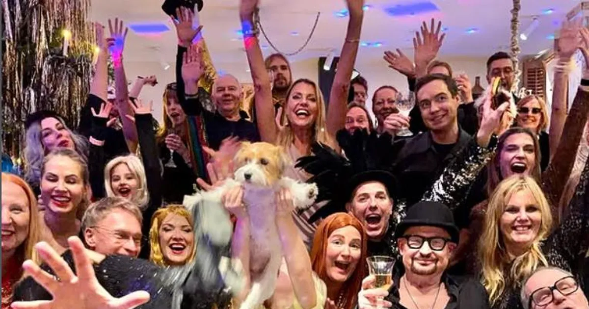 KAUNID KLÕPSUD ⟩ «Uude aastasse rõõmu ja armastusega!» Kodumaised staarid jagavad uusaastasoove