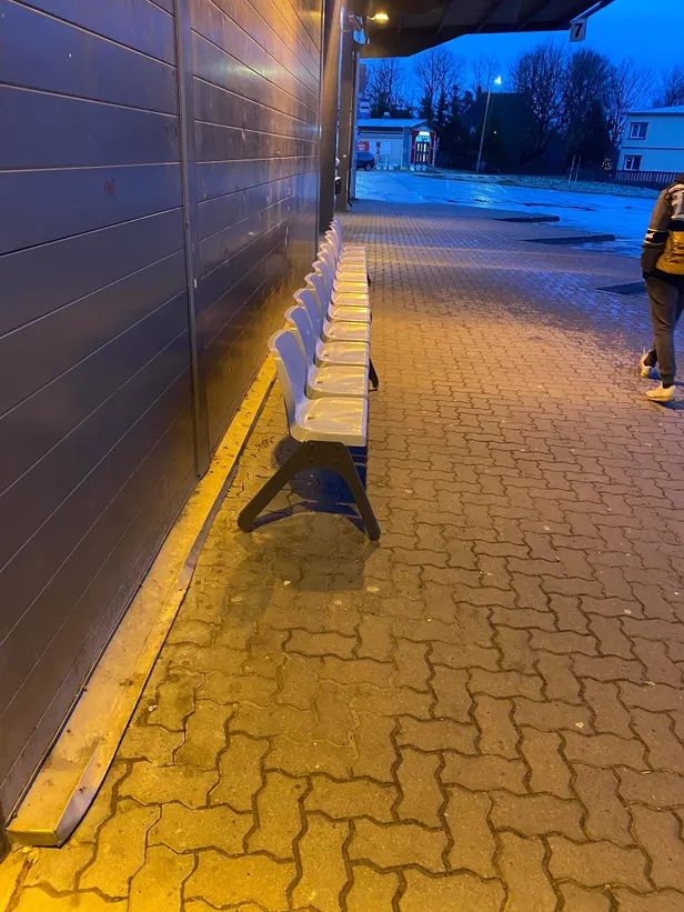 Viljandi bussijaama pingid.