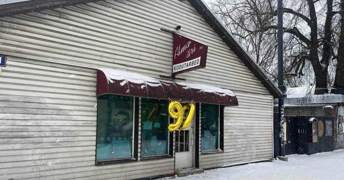 Presidendilt teenetemärgi saanud Kalamaja poepidaja Alma Sooäär peab 90. sünnipäeva: legendaarne naine