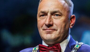 LÕUNA-EESTI PALGATIPUD Omavalitsusjuhtide palgaedetabeli liidriks tõusis Võru linnapea - Lõuna-Eesti Postimees