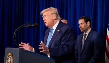 KOHALIK VAADE Sõjakäik Venezuelas ähvardab maksta Trumpile kätte valimiskastide juures - Maailm - Postimees.ee