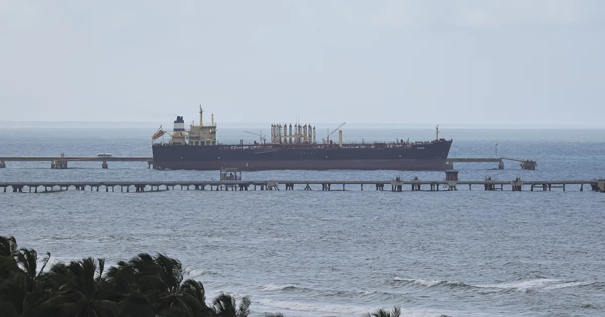 USA plaanib kinni pidada Vene lipu all seilava Venezuelaga seotud naftatankeri - Maailm - Postimees.ee