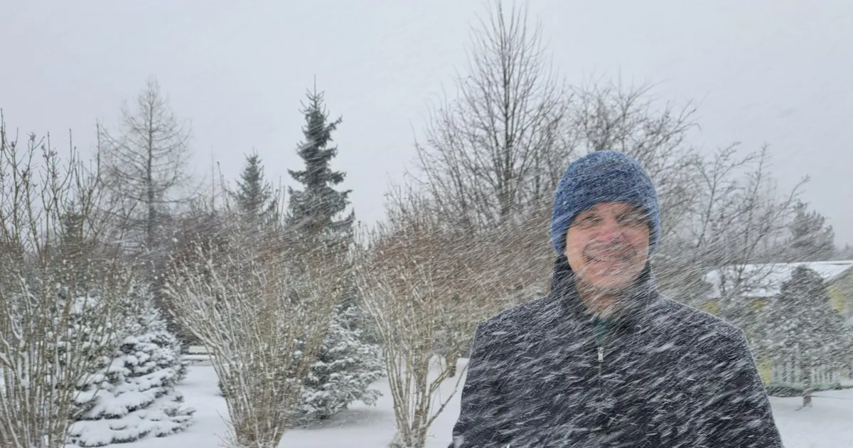 ROBERT JÜRJENDAL 60 ⟩ Kui tahad olla vana, hakkadki vana välja nägema