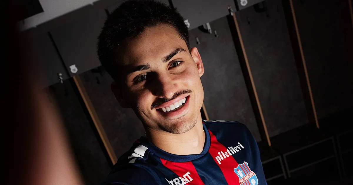 Paidega liitus Sao Paulost Brasiilia keskkaitsja