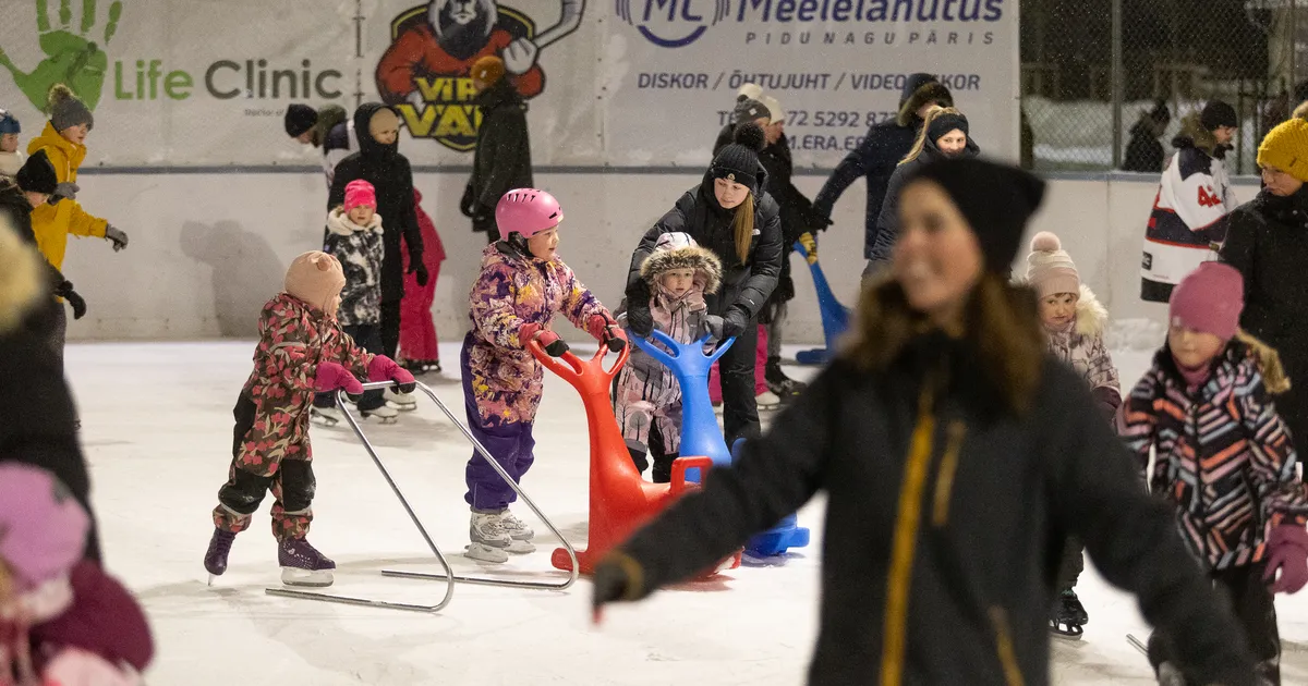 GALERII ⟩ Uisudisko tõi Rakvere uisuväljakul elevust nii väikestele kui suurtele