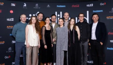 GALERII Staaride paraad punasel vaibal: esilinastus aasta esimene film «Täiuslikud võõrad» - Elu24