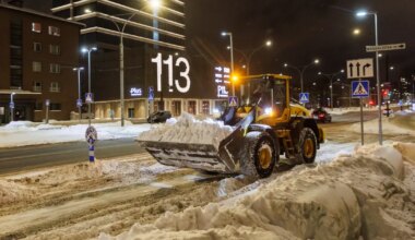 FOTOD ⟩ Tallinnas käib hoogne lumekoristus - Postimees