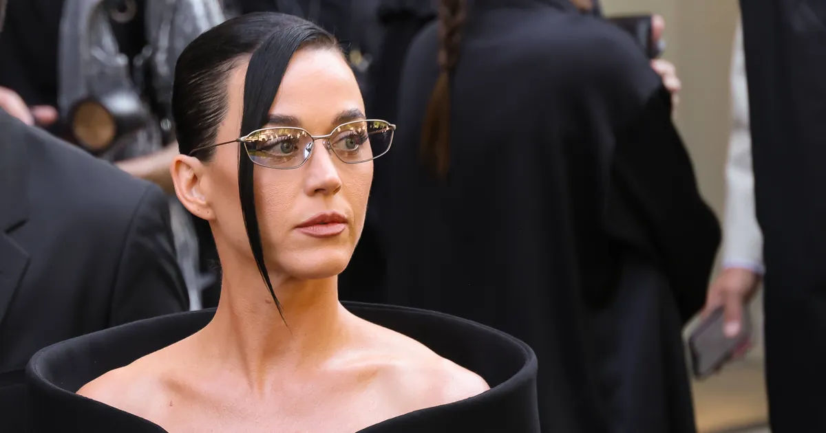 TOHOH ⟩ Tegi tasuta reklaami? Lauljanna Katy Perry nautis Eesti sauna