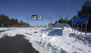 EBASEADUSLIK SEIKLUS ⟩ Saksa turistid matkasid räätsadel Soomest üle piiri Venemaale ja tagasi