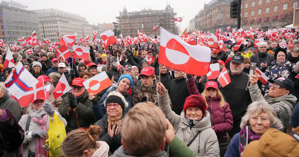 «KÄED EEMALE!» ⟩ Tuhanded taanlased protestivad Trumpi Gröönimaa-ähvarduste vastu