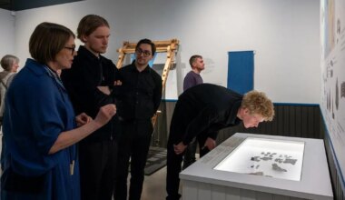 ERMi uus näitus jutustab tekstiilivärvide loo muinasajast tänapäevani