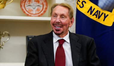 Oracle omanik lasi oma uuele jahtlaevale maalida parajalt rõvedana paistva nime