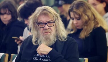 Margus Mikomägi esitleb raamatut, mis jääb tema viimaseks