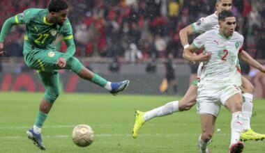 VIDEO Senegal võitis lisaajal finaali, kuid peatreener käsutas meeskonna enne seda väljakult minema - Postimees Sport