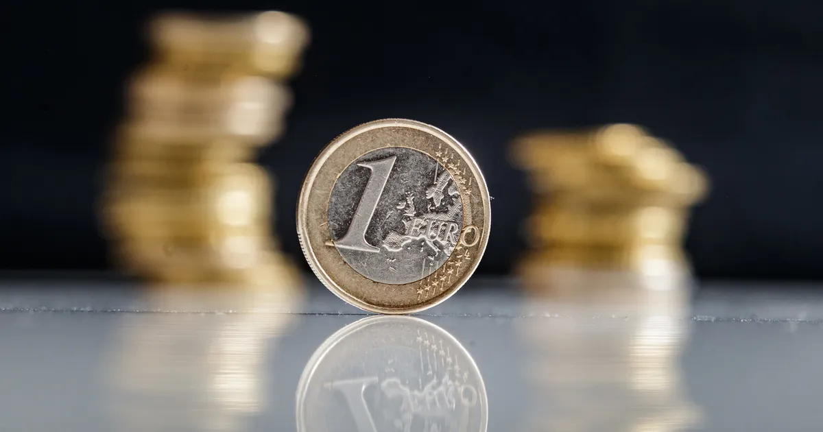 Tarbija nõudis raha tagasi, sest tooli istmekate kulus enneaegu. Kaupleja peab tasuma üle 180 euro