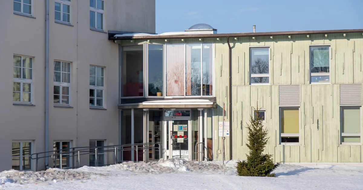 ühele töötajale on esitatud kahtlustus vanurite tagant suure summa näppamises