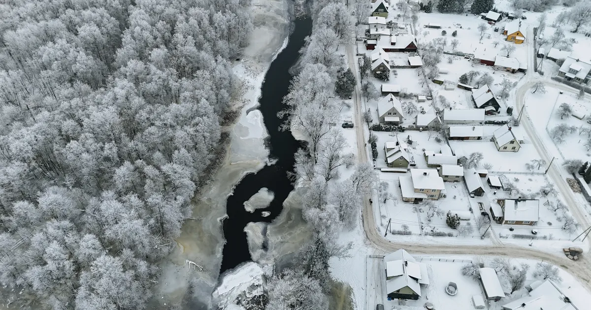 Põltsamaa jõgi pidas käredale pakasele vastu, aga päästeliit püsib valmisolekus