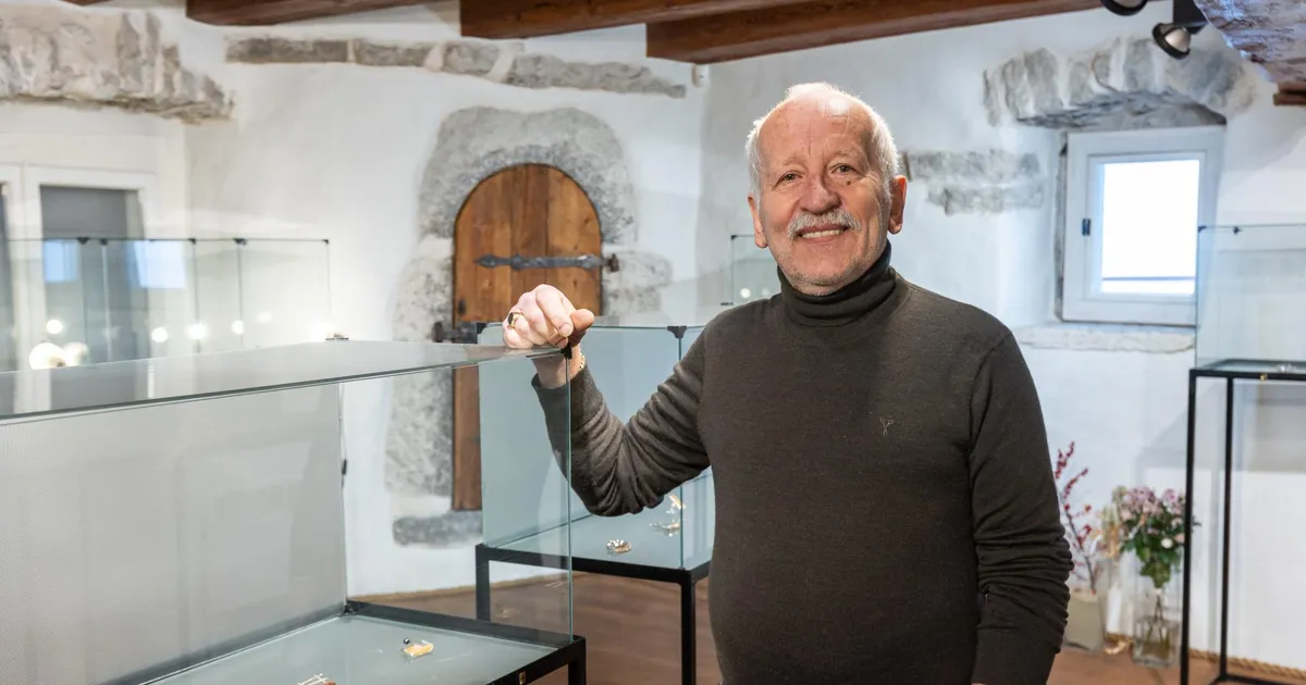 ARVUSTUS ⟩ Jaan Pärna jutustav ehtekunst