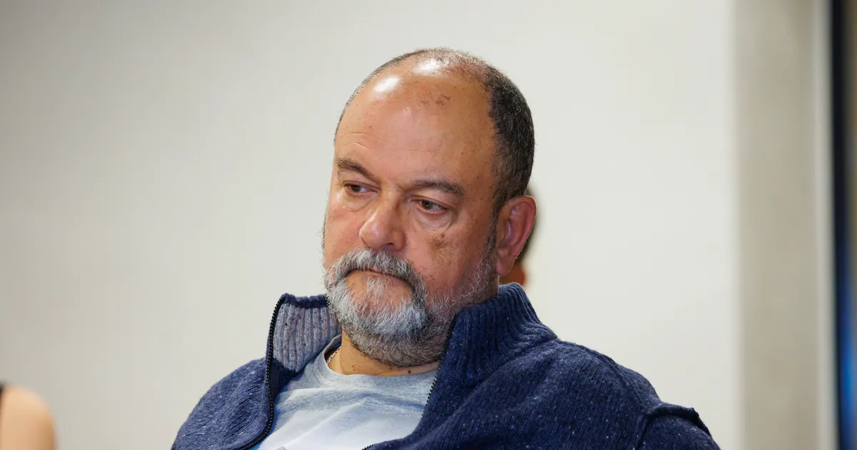 Narva opositsioon jättis Stalnuhhini palgata ja esitas talle umbusaldusavalduse