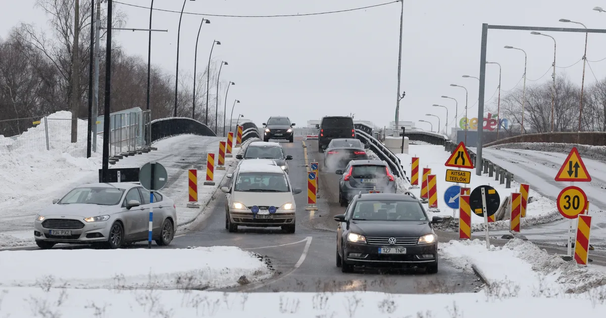 Linnavalitsus kaalub Sõpruse sillal uuest nädalast piirkiiruse tõstmist - tartu.postimees.ee