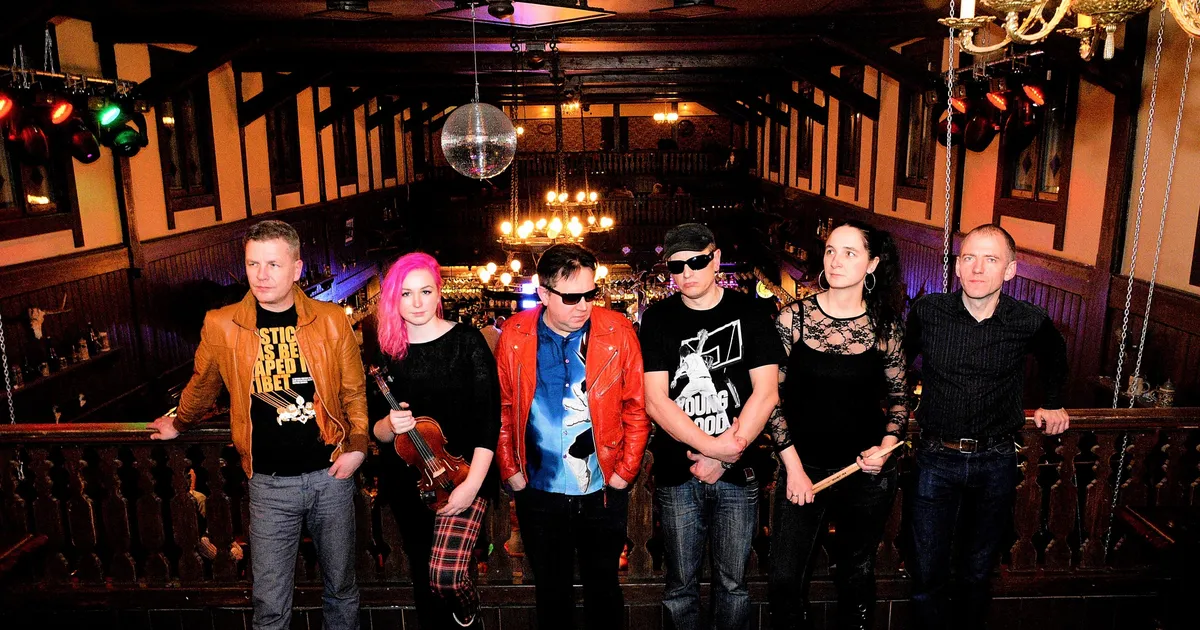 Pärnakate seiklused elutöö auhinda vastuvõtva Vennaskonna ridades