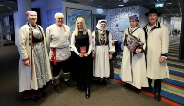 GALERII ⟩ Seto saatkond külastas Lõuna-Eesti Postimehe toimetust